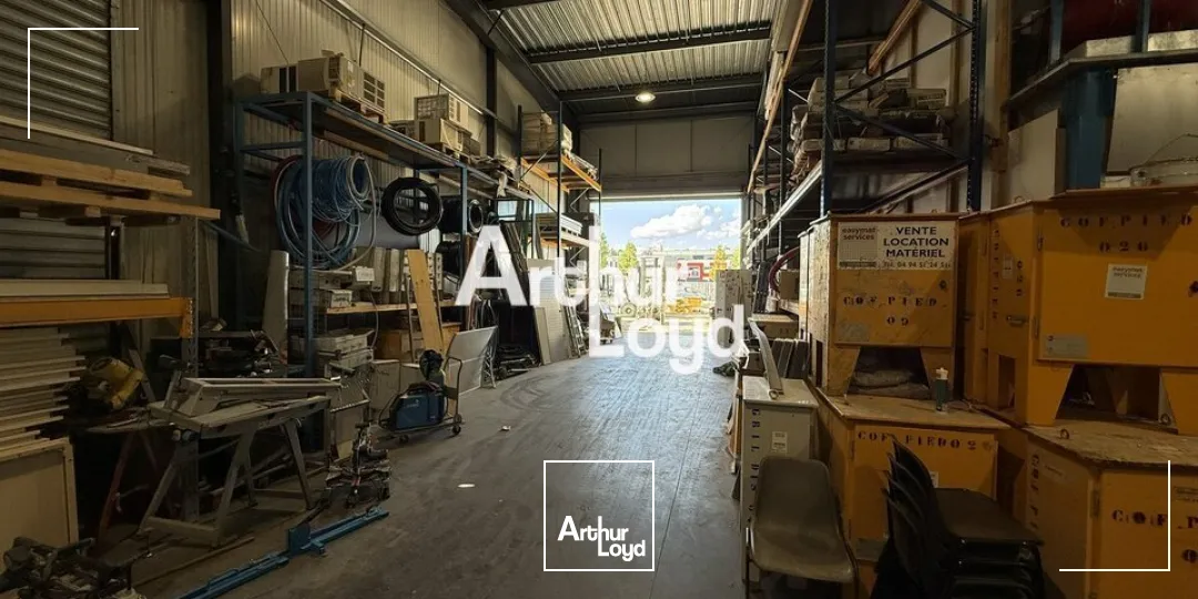 À LOUER - LOCAL D'ACTIVITÉ DE 507 m² AVEC 1500 m² DE TERRAIN 