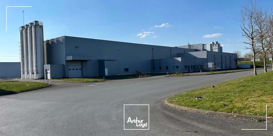 A VENDRE - SITE AGRO-ALIMENTAIRE - 3600 M2 - SAINT-QUENTIN