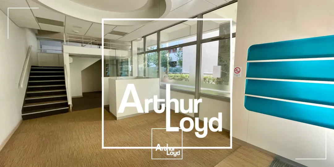 Bureaux disponibles à louer - Centre ville - entrée de ville - avec parking - Nîmes