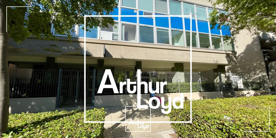 Bureaux disponibles à louer - Centre ville - entrée de ville - avec parking - Nîmes