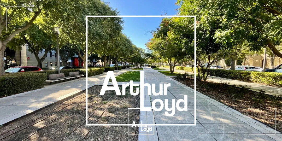 Bureaux disponibles à louer - Centre ville - entrée de ville - avec parking - Nîmes