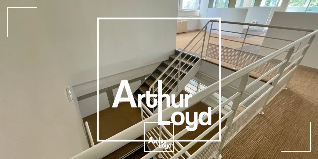 Bureaux disponibles à louer - Centre ville - entrée de ville - avec parking - Nîmes