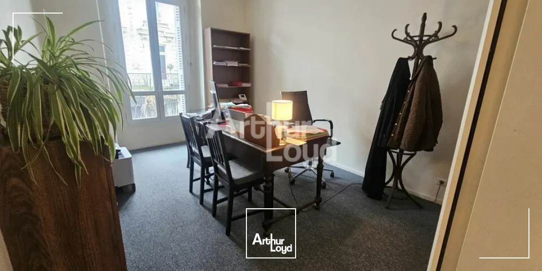 Angers hypercentre bureaux de 115 m² à louer, idéal professions libérales