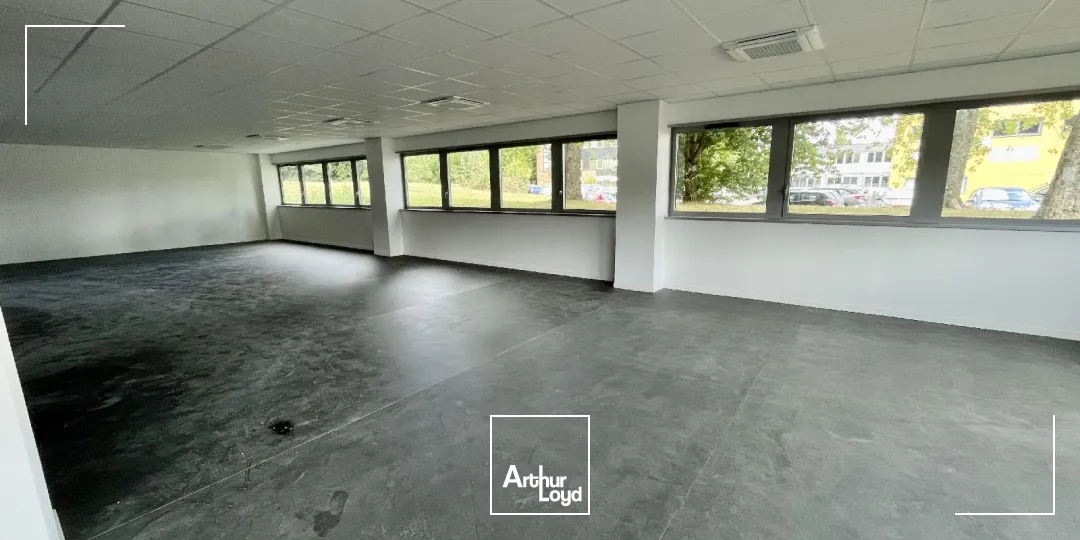 Bureaux à louer à MONT SAINT AIGNAN 76130