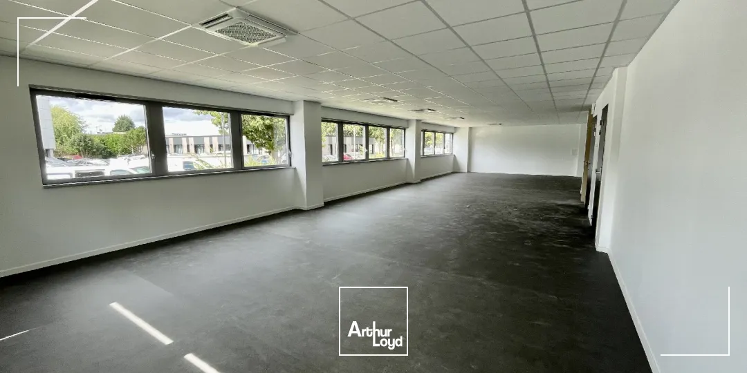 Bureaux à louer à MONT SAINT AIGNAN 76130