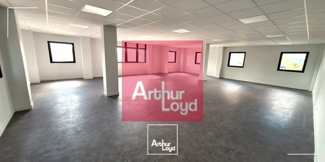 CLERMONT-FERRAND ZI BREZET A LOUER BUREAUX 128 M²