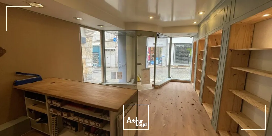 A louer local commercial Niort centre