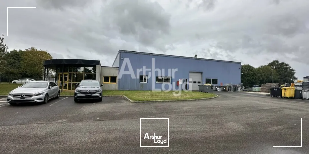 ST JEAN SUR VILAINE - LOCAL D'ACTIVITE A LOUER - 755 M²