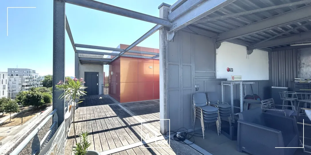 EXCLUSIVITÉ - Bâtiment mixte activités/bureaux à vendre de 1 186 m² environ - Bègles 