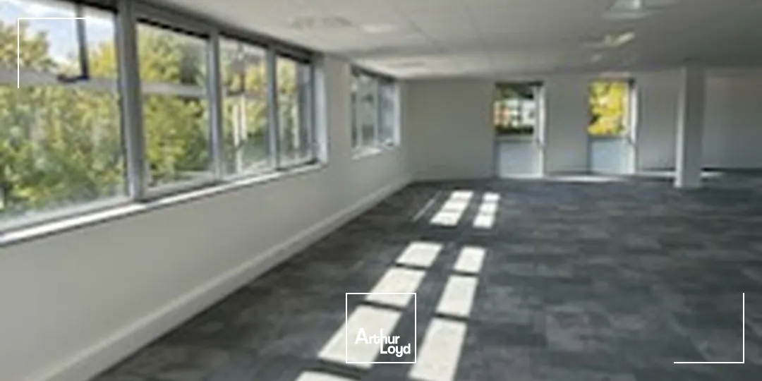 Zone de la Pilaterie - HUB DE MARCQ - Bureaux à Louer - Avec Parkings