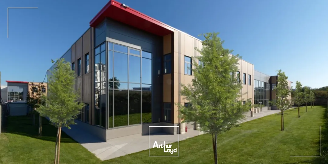 Atelier industriel en location 332 m² Le Blanc-Mesnil - Hub Nord Paris - Multiconnexions A1/A3/RER - 7m libre