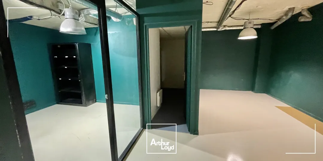 Locaux commerciaux à louer à ROUEN 76000