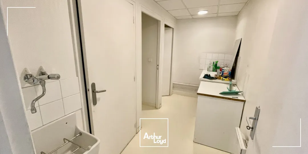 Locaux commerciaux à louer à ROUEN 76000