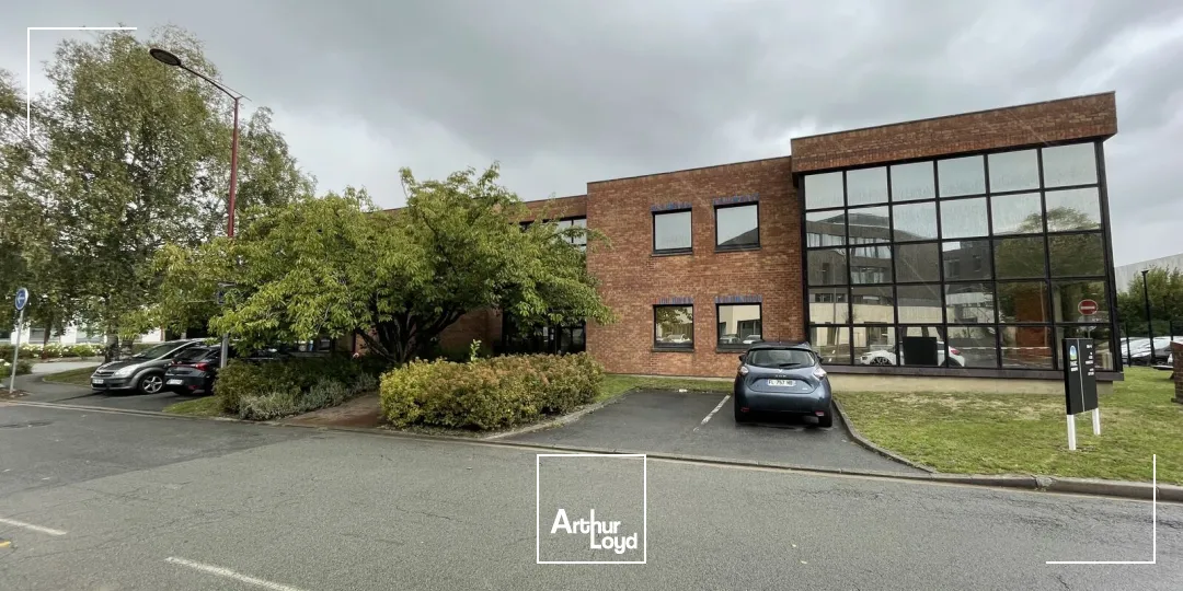 Parc Europe - Bureaux lumineux à louer - 190 m² fonctionnels avec parkings à Marcq-en-Baroeul