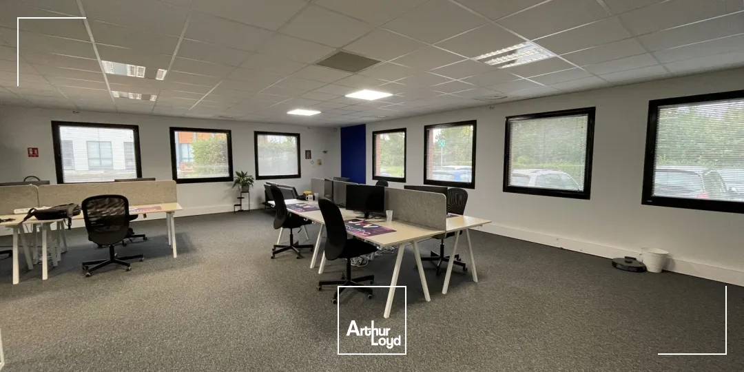 Parc Europe - Bureaux lumineux à louer - 190 m² fonctionnels avec parkings à Marcq-en-Baroeul