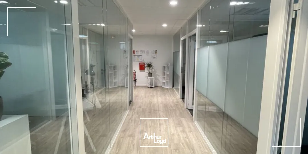 Parc Europe - Bureaux lumineux à louer - 190 m² fonctionnels avec parkings à Marcq-en-Baroeul