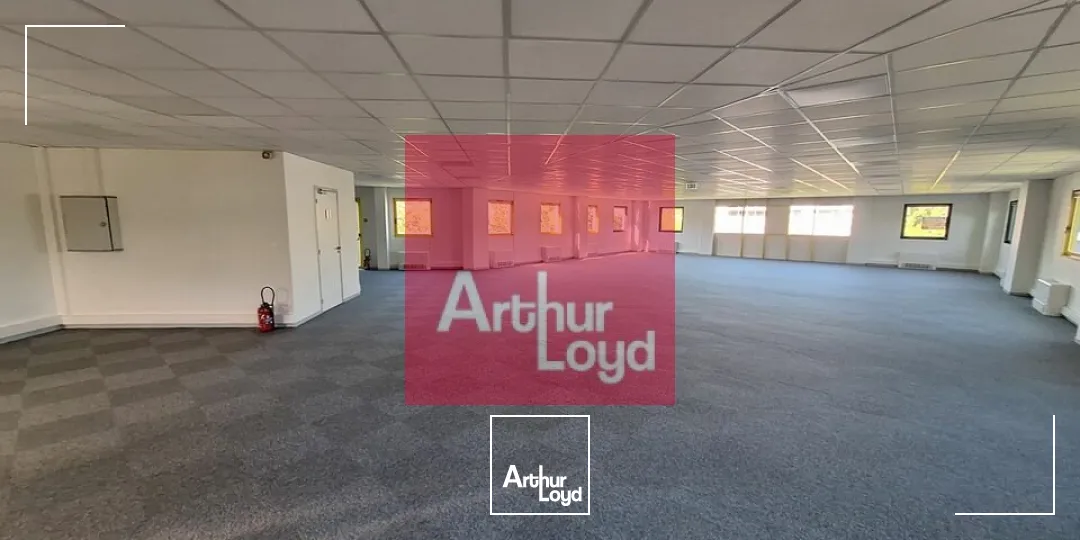 AUBIERE LA PARDIEU A LOUER BUREAUX EN ETAGE 285M²