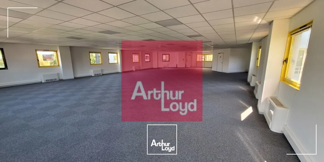 AUBIERE LA PARDIEU A LOUER BUREAUX EN ETAGE 285M²