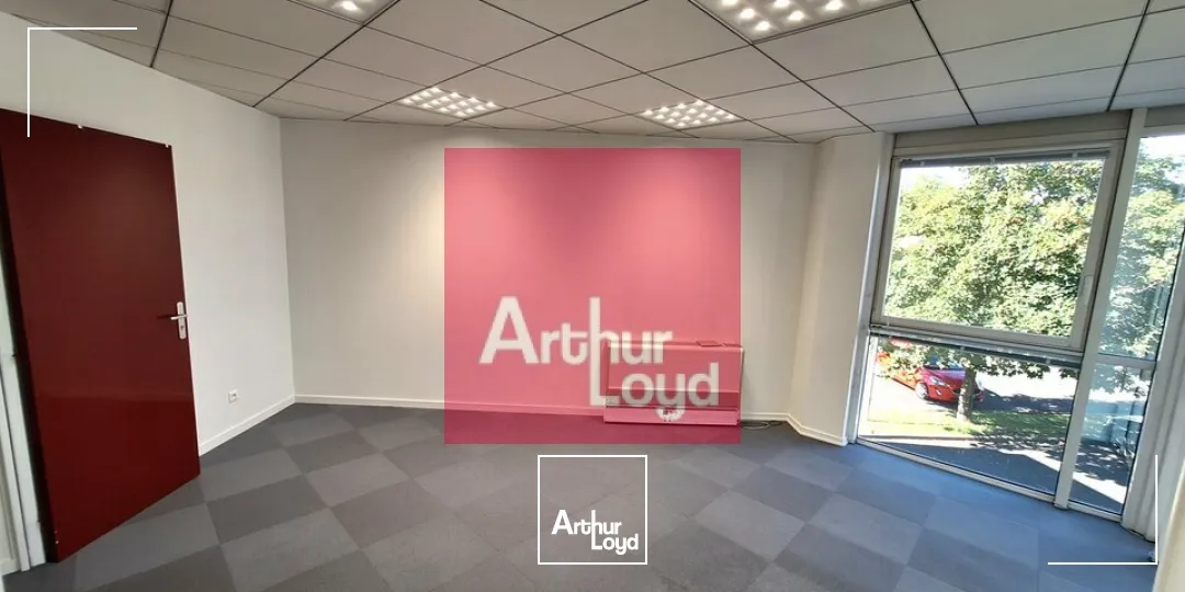 CLERMONT-FERRAND LA PARDIEU A LOUER BUREAUX 120 M²