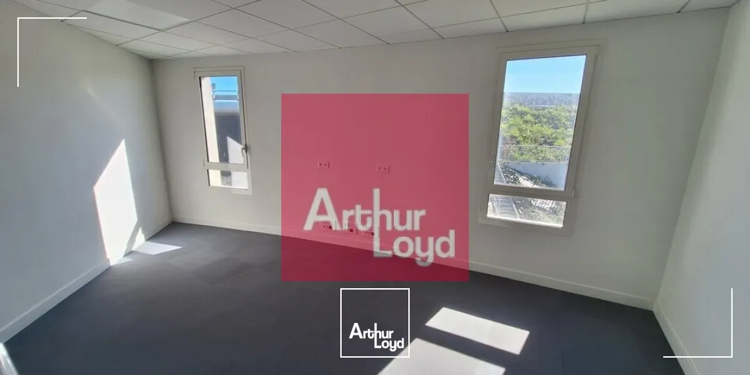 CLERMONT-FERRAND LA PARDIEU A LOUER BUREAUX 120 M²