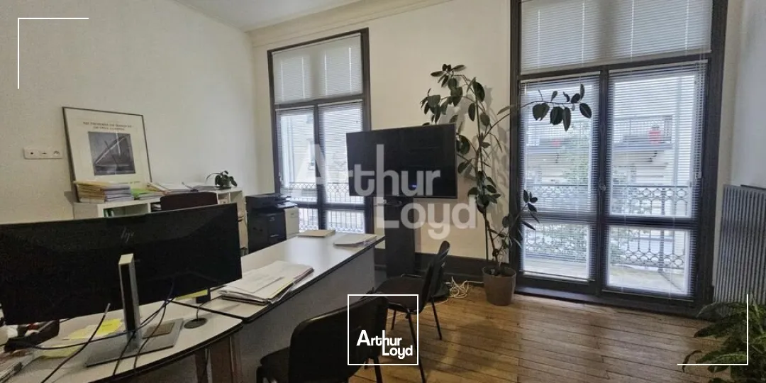 Angers centre ville bureaux de 108 m² à louer 