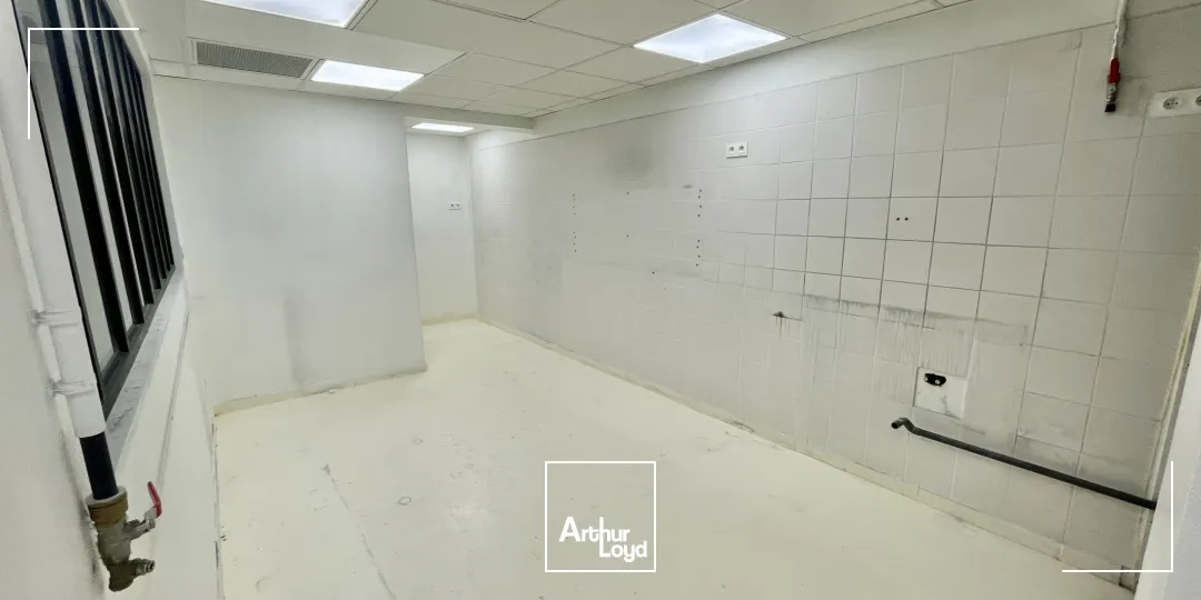 Locaux commerciaux à vendre à ROUEN 76000