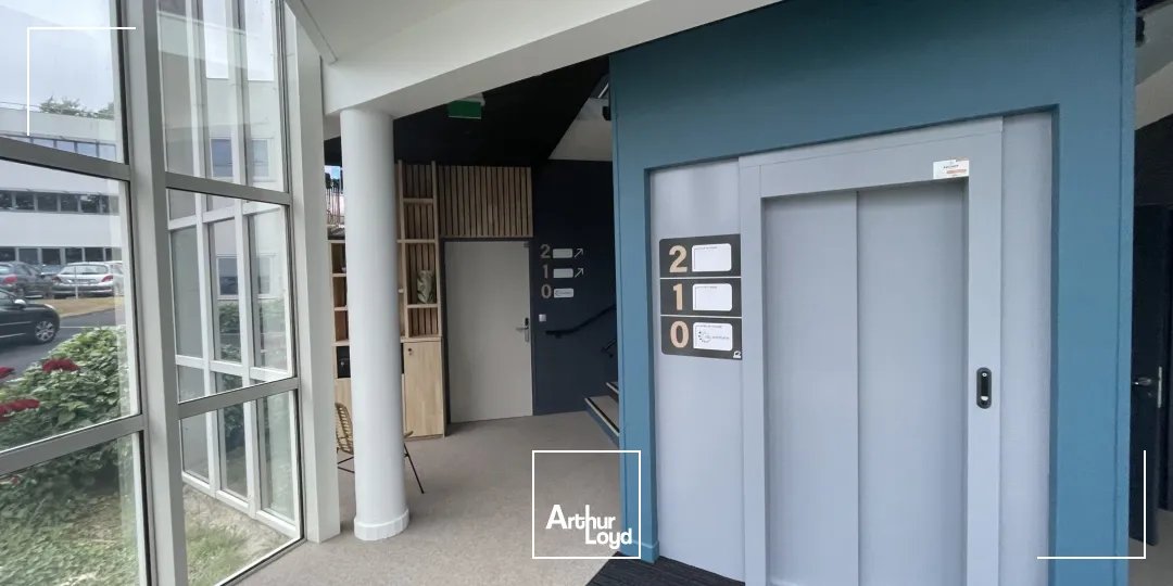 PLATEAUX DE BUREAUX RÉNOVÉS DIVISIBLES - CARQUEFOU LA FLEURIAYE