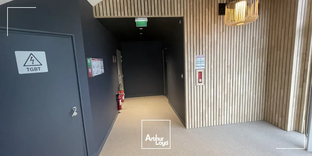 PLATEAUX DE BUREAUX RÉNOVÉS DIVISIBLES - CARQUEFOU LA FLEURIAYE