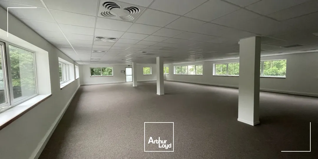 PLATEAUX DE BUREAUX RÉNOVÉS DIVISIBLES - CARQUEFOU LA FLEURIAYE