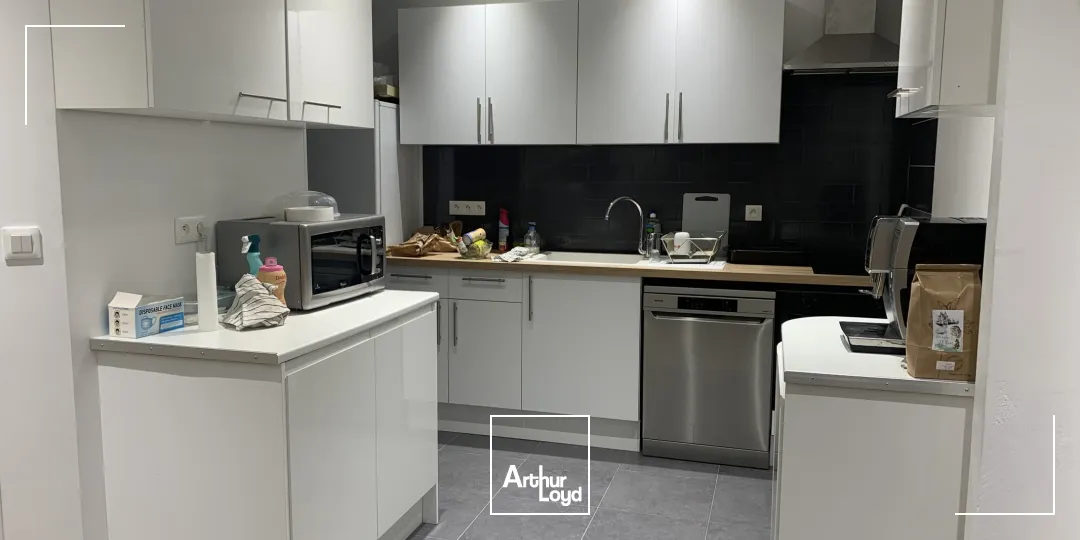 Parc des Province à Olivet - cellule mixte activités et de bureaux - 216 m2 - Location