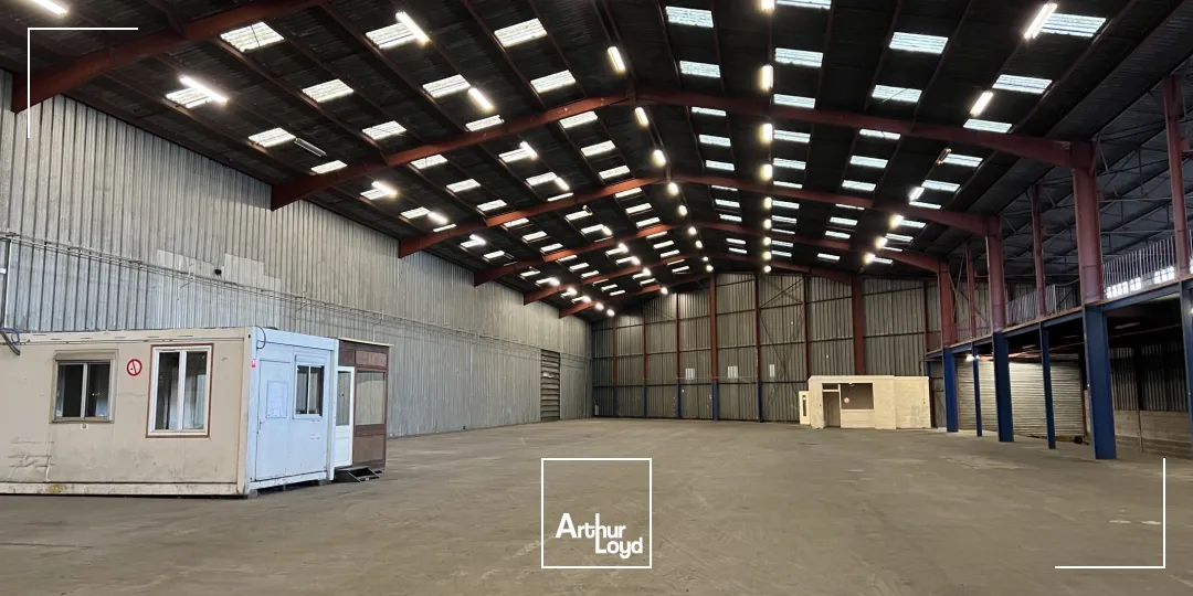 Idéal transporteur / logisticien - Cellule de stockage logistique à louer de 3 150 m2 - Nord/Est Métropole d'Orléans - PA de l'Hervelyne
