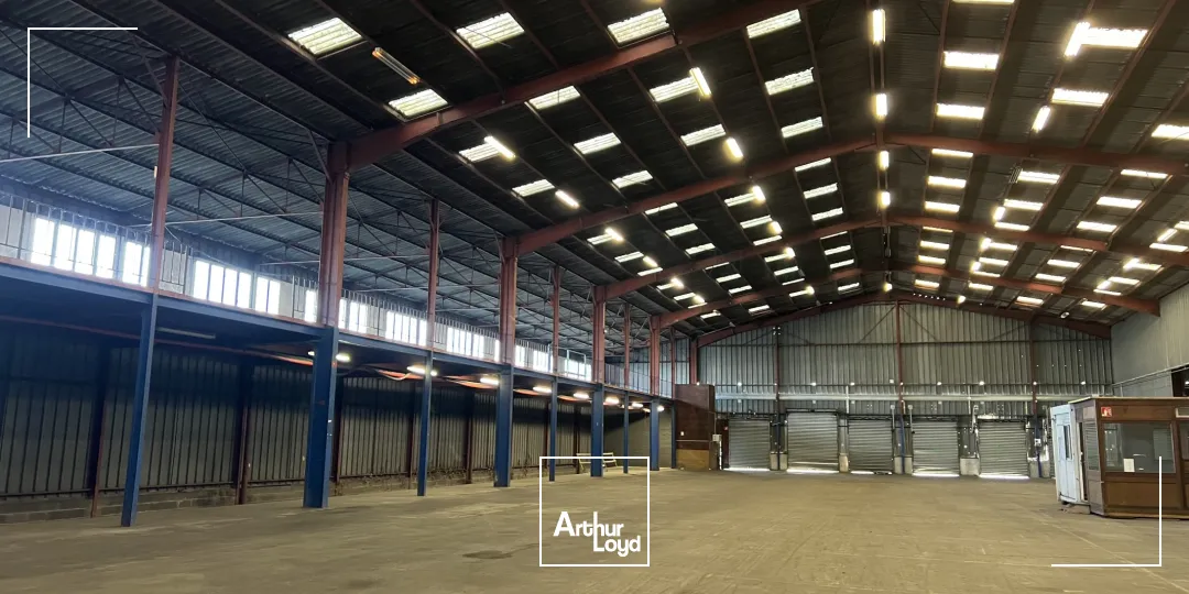 Idéal transporteur / logisticien - Cellule de stockage logistique à louer de 3 150 m2 - Nord/Est Métropole d'Orléans - PA de l'Hervelyne