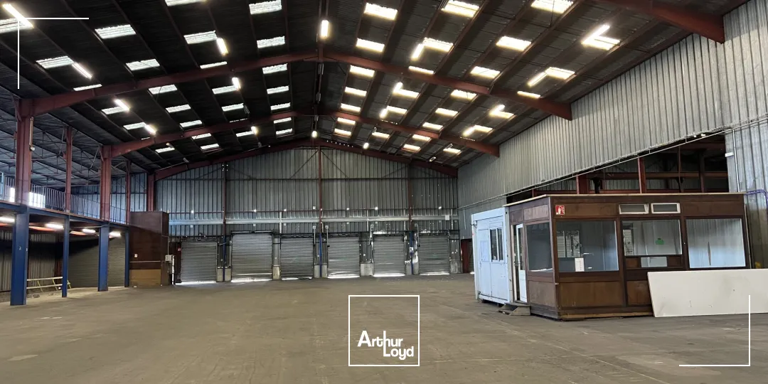 Idéal transporteur / logisticien - Cellule de stockage logistique à louer de 3 150 m2 - Nord/Est Métropole d'Orléans - PA de l'Hervelyne