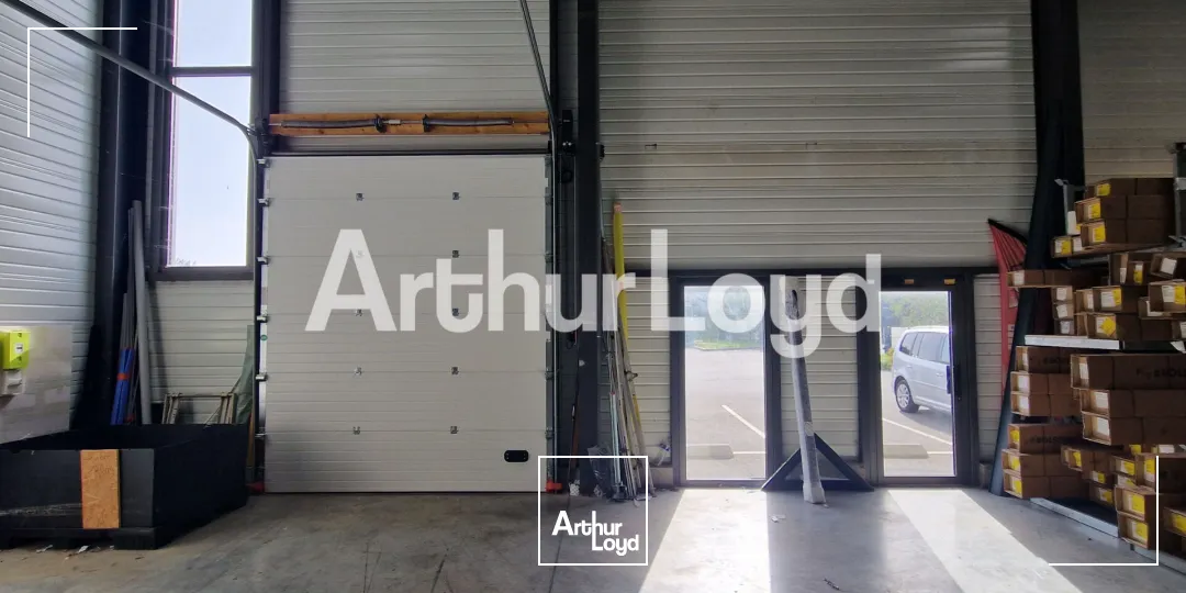 Local d'activité - 366 m² - FLEURY SUR ORNE