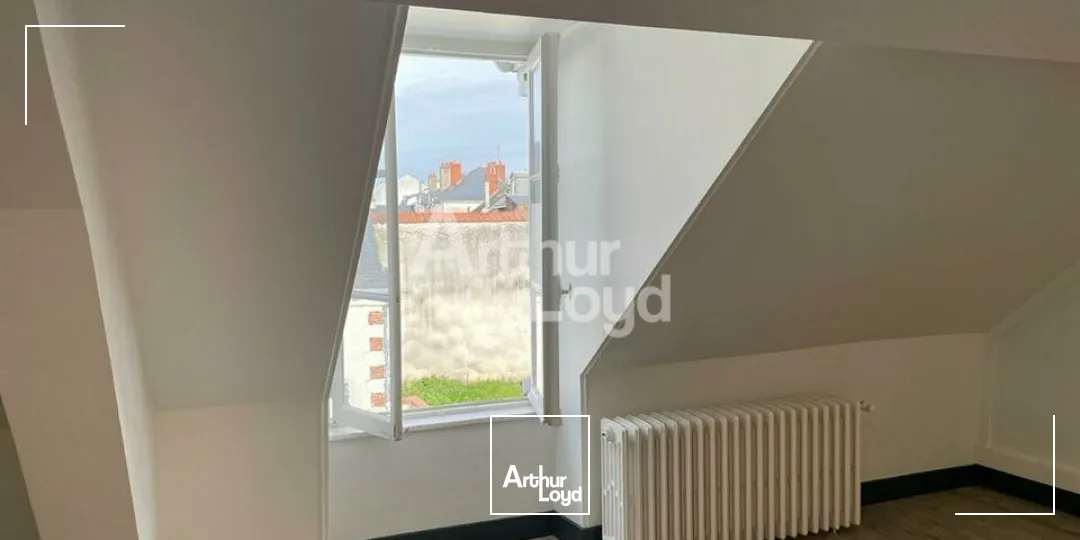 BLOIS - LOCATION BUREAUX DE 168,41 M² - PROCHE CENTRE VILLE