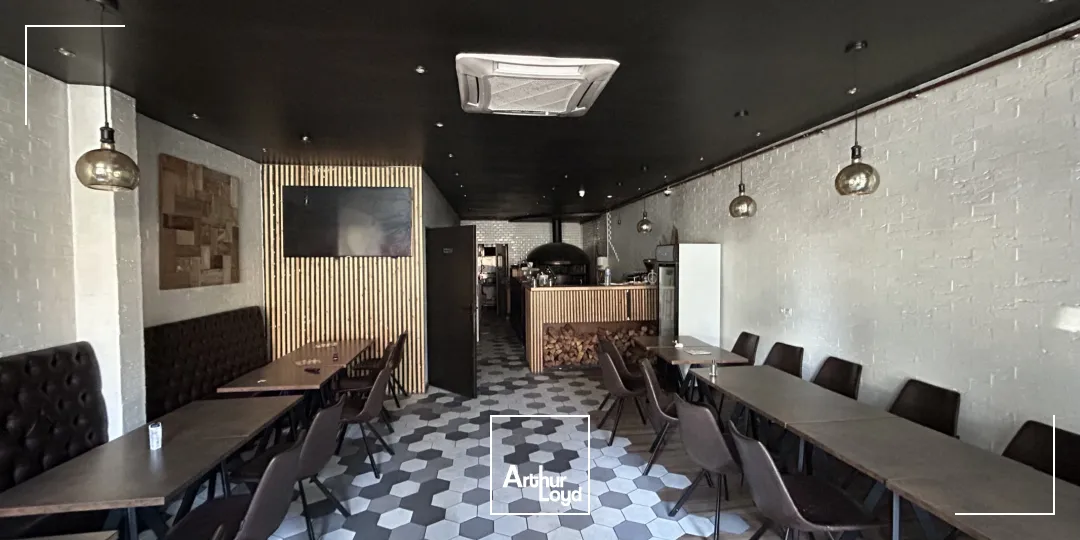 Cellules commerciales à vendre Douai - 620 m² rénovés en centre-ville proche gare - Emplacement premium à fort rendement