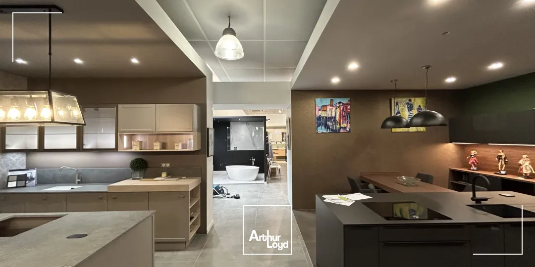 Cellules commerciales à vendre Douai - 620 m² rénovés en centre-ville proche gare - Emplacement premium à fort rendement