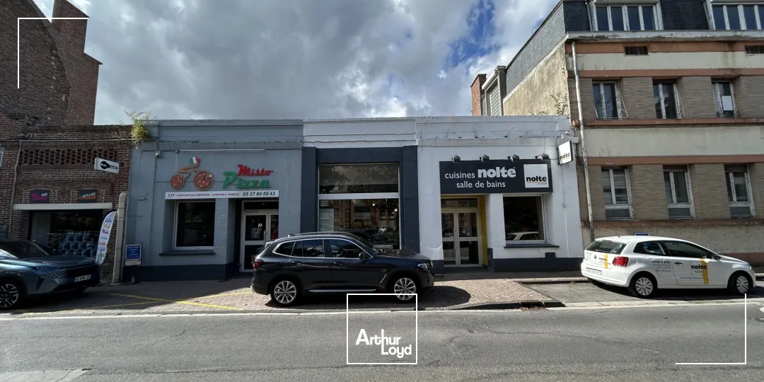 Cellules commerciales à vendre Douai - 620 m² rénovés en centre-ville proche gare - Emplacement premium à fort rendement