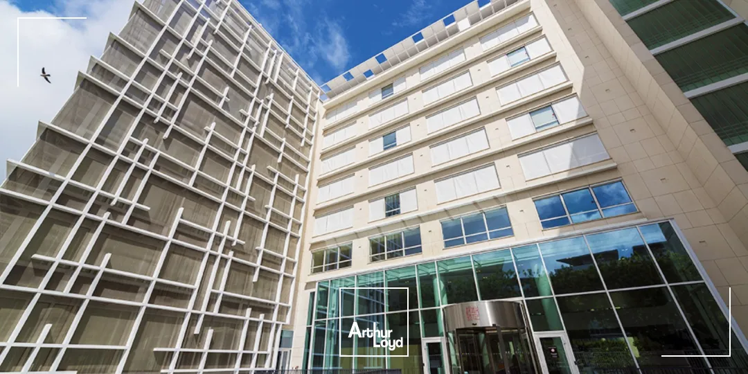 Mozaïk, bureaux lumineux et flexibles dans un immeuble de services, à Rueil sur Seine