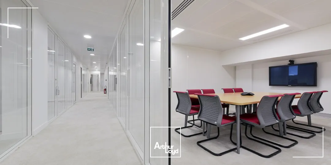 Mozaïk, bureaux lumineux et flexibles dans un immeuble de services, à Rueil sur Seine