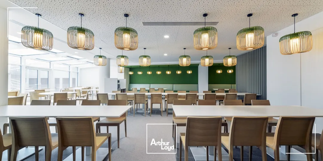 Mozaïk, bureaux lumineux et flexibles dans un immeuble de services, à Rueil sur Seine