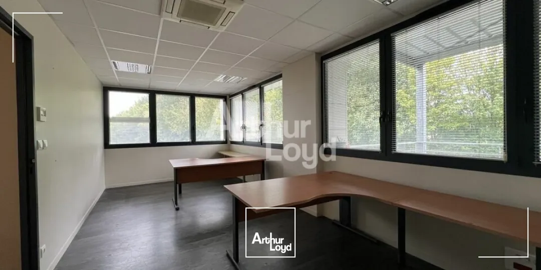 CESSON SEVIGNE - BUREAUX A LOUER - 115 M²