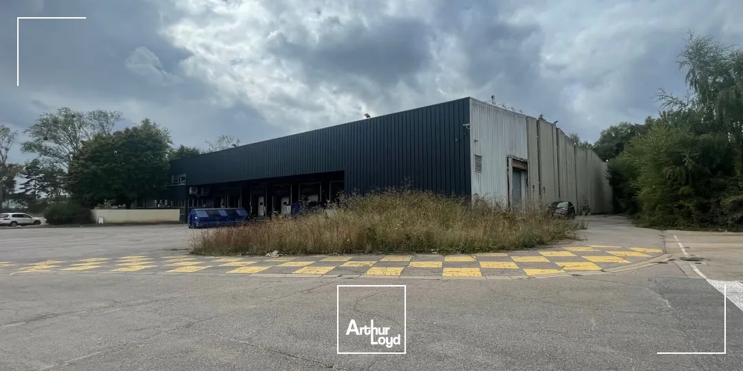 Entrepôts à vendre à VAL DE REUIL 27100