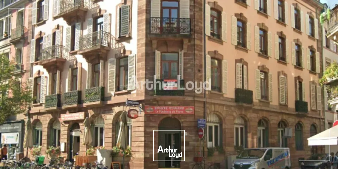 LOCAL COMMERCIAL à VENDRE de 298 m²