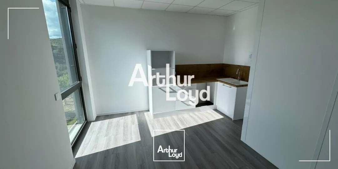 Location bureaux neufs 349 m² Sophia Antipolis