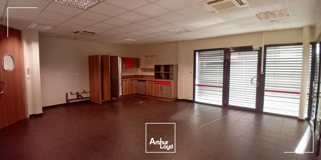A LOUER bureaux 650 m² Montceau les Mines