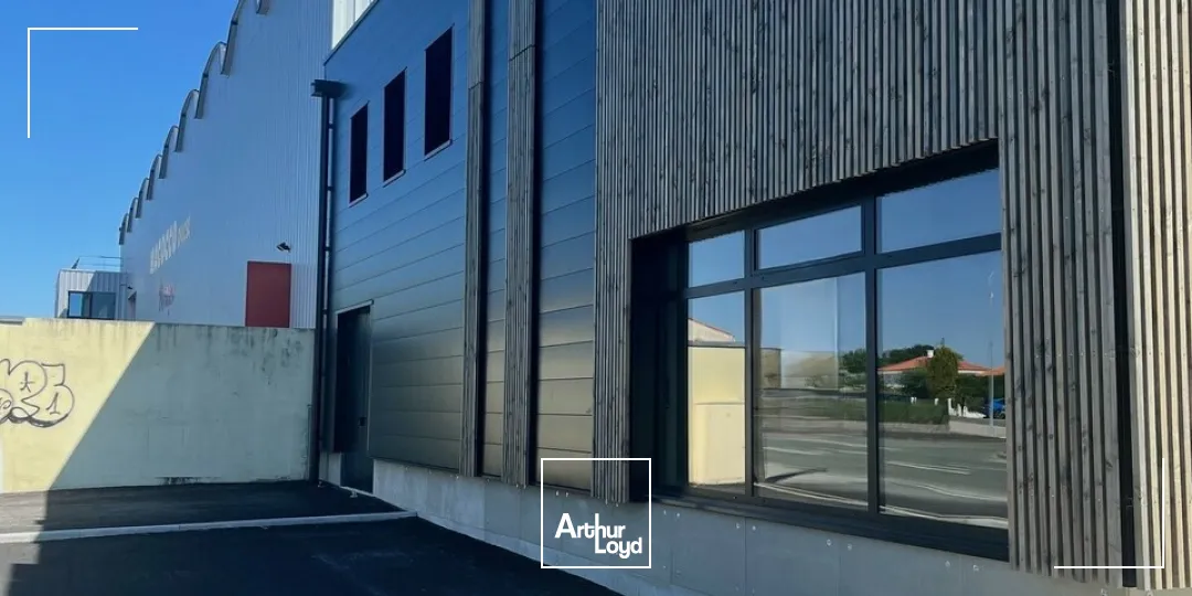 À louer  Local d'activité 412 m²  Sud de La Roche-sur-Yon