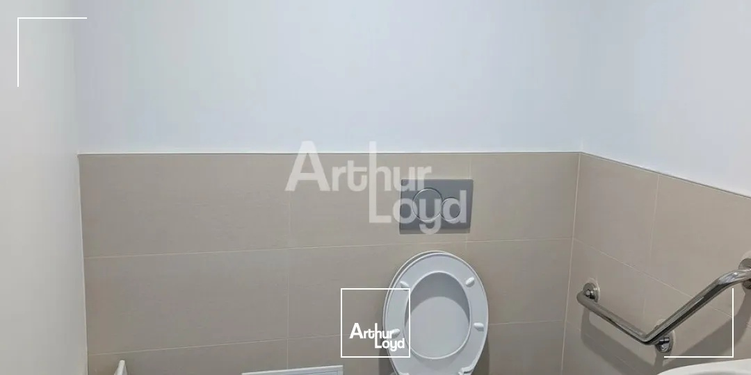 MORDELLES - LOCAL D'ACTIVITE A LOUER - 370 M²