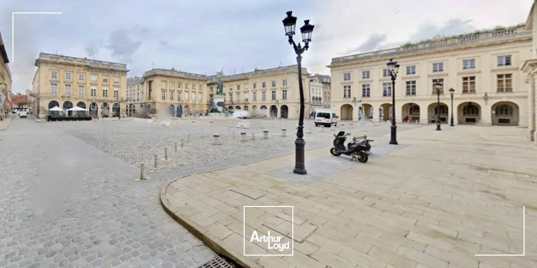 LOCAL COMMERCIAL A FORT POTENTIEL A REIMS - TOTALISANT ENVIRON 620M2