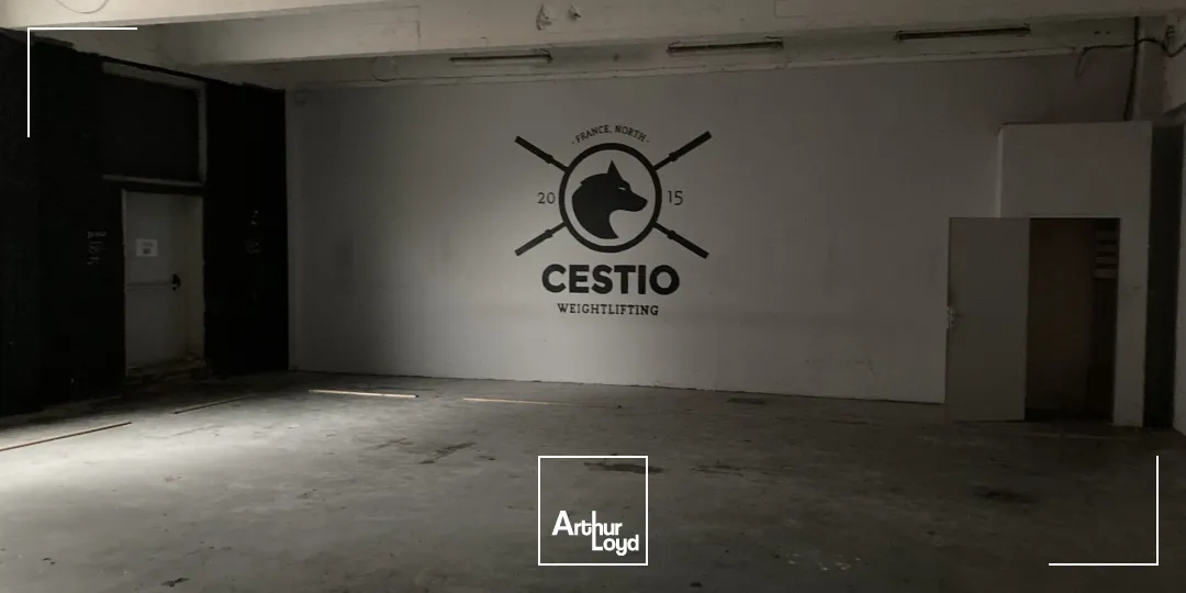 Local commercial divisible à louer Lille - jusqu'à 600 m² avec vitrines et accès livraison